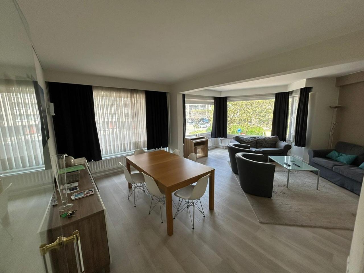 3 Bedroom Apartment Nearby The Sea 奥斯滕德 外观 照片
